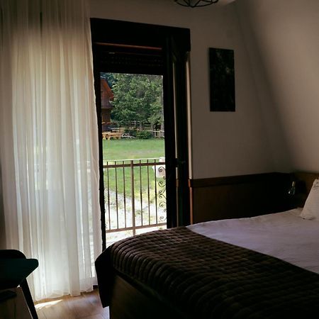Vila Jelena Яхорина Экстерьер фото