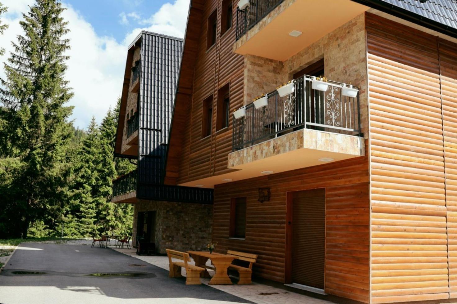 Vila Jelena Яхорина Экстерьер фото